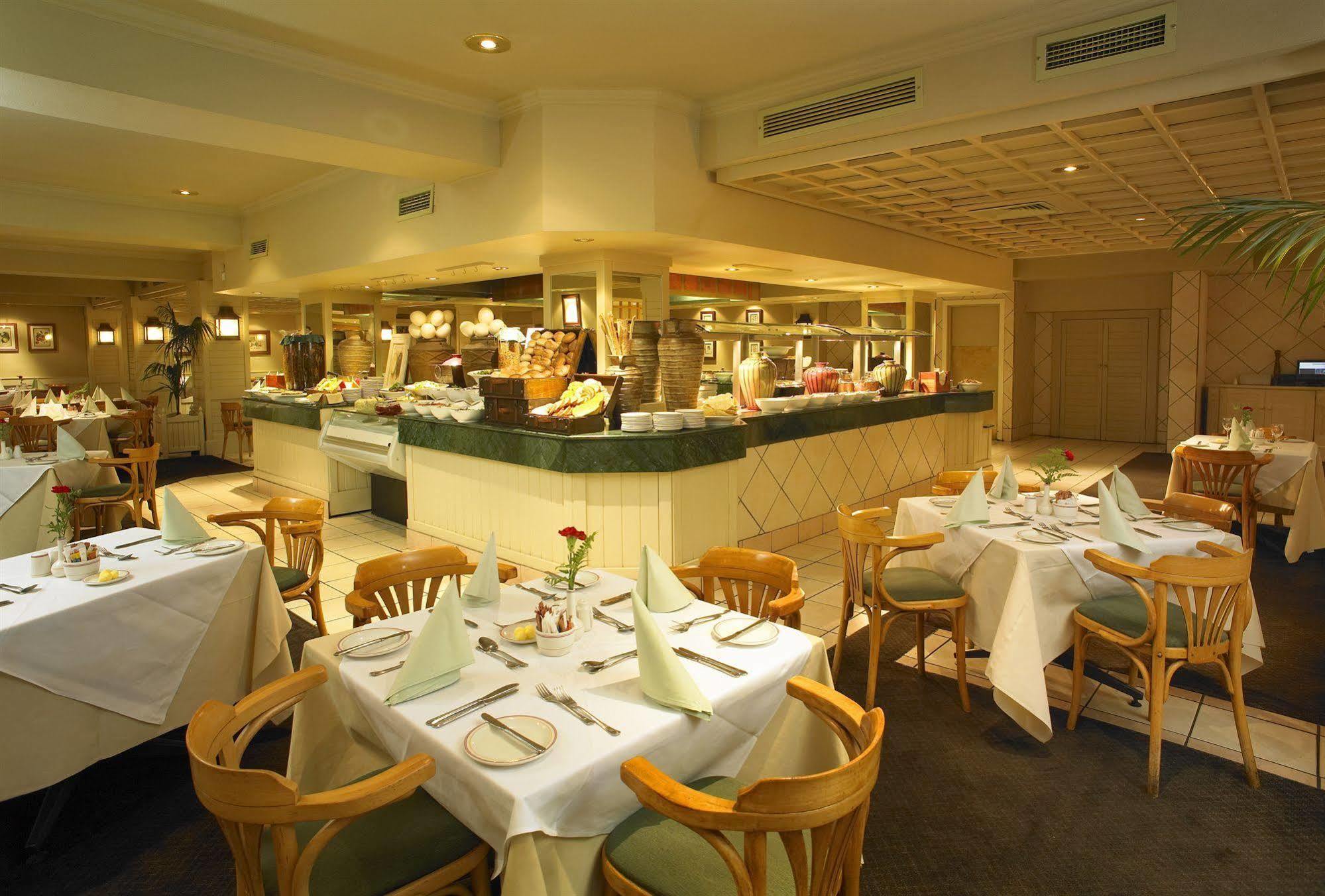 Hotel Lugogo Sun Ezulwini Ristorante foto