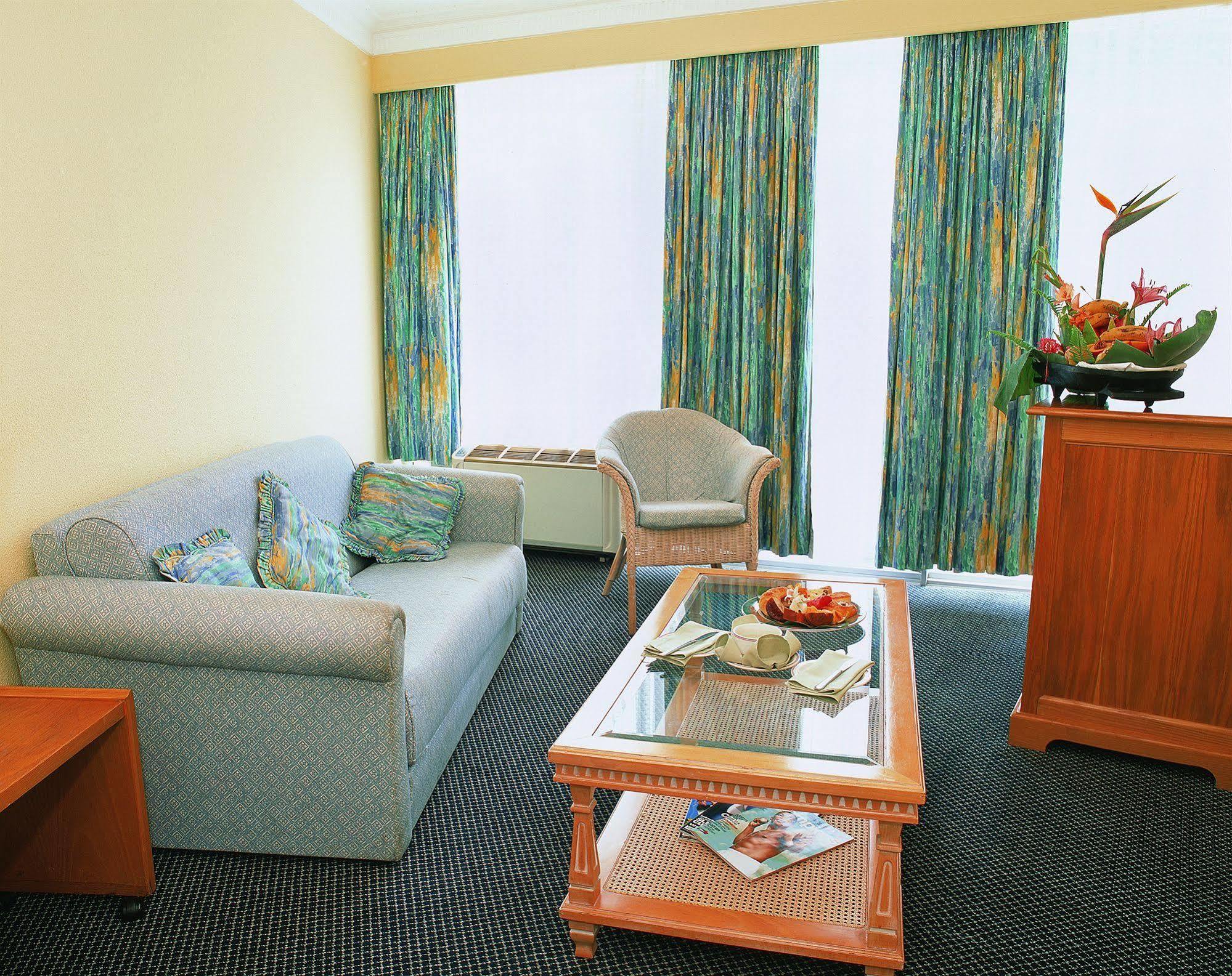 Hotel Lugogo Sun Ezulwini Esterno foto